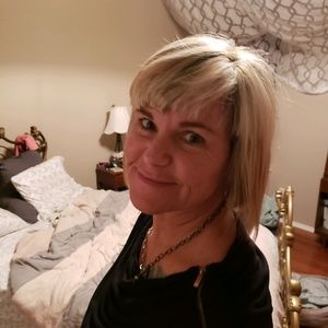 Meet your Posher, Kristen